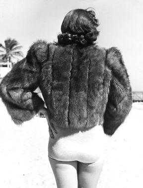 Hedy Lamarr NUDE Pics