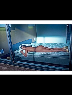 Kim Kardashian explicit nude photos